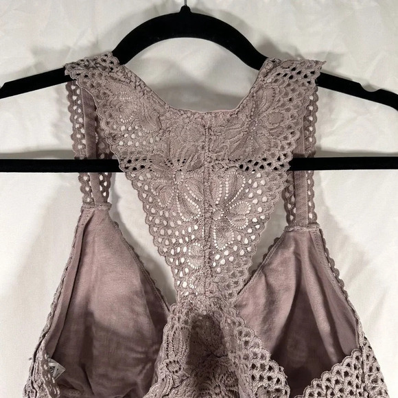 aerie Bralette Women's Large Dark Pink Floral Lace Open Knit Straps Pull On - Picture 5 of 8